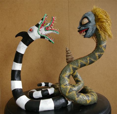 Beetlejuice vs Serpent des sables | Beetlejuice halloween, Beetlejuice ...