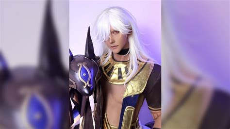 Fierce Cyno cosplay will make you go 'Woof woof bark bark!' | ONE Esports