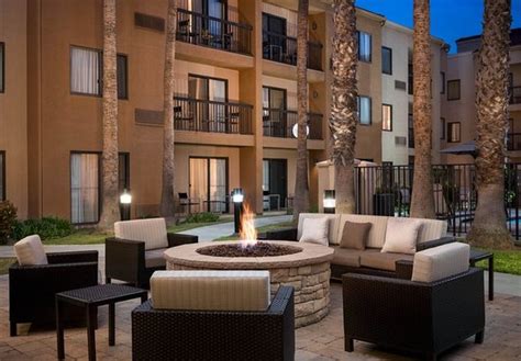 Courtyard by Marriott Huntington Beach Fountain Valley - UPDATED 2018 Prices & Hotel Reviews (CA ...