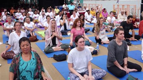 Highlights from the International Day of Yoga || Parmarth Niketan ...