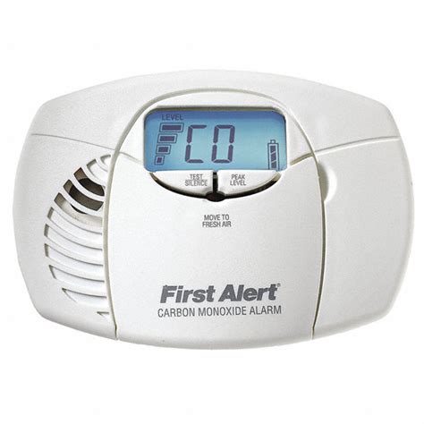 FIRST ALERT Carbon Monoxide Alarm with 85dB @ 10 ft., Chirp Audible ...