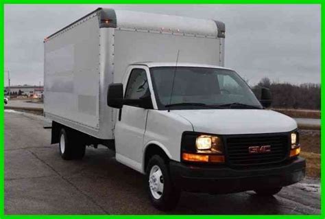 GMC 3500 16ft Box Truck (2011) : Van / Box Trucks