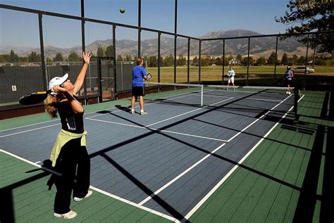 Platform tennis courts at Riverside ready for changing seasons | Sports | bozemandailychronicle.com