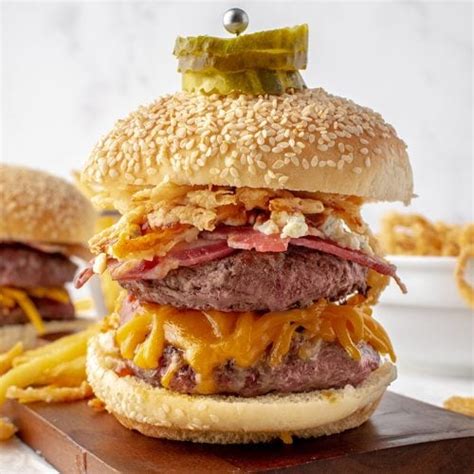 23+ Best Gourmet Burger Recipes (Outrageous & Jaw Dropping)