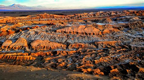 Atardecer en el valle de la luna Sunset at Moon Valley Des… | Flickr