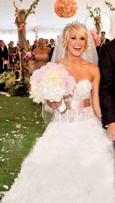 I love her wedding dress | Carrie underwood wedding dress, Carrie ...