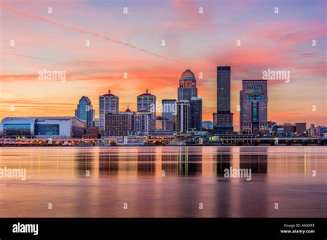 Louisville skyline hi-res stock photography and images - Alamy