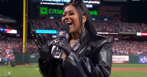 Jazmine Sullivan's Amazing National Anthem Performance Goes Viral | FaithPot