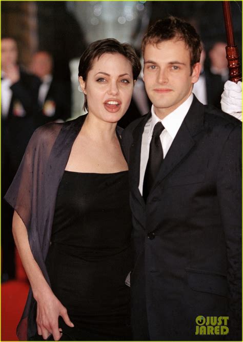 Full Sized Photo of angelina jolie jonny lee miller visit 04 | Photo ...