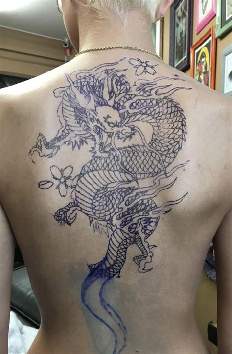 165+ Dragon Tattoo Designs For Women (2022) Arms, Shoulder, Chest | Dragon tattoo designs, Back ...