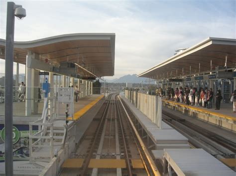 Canada Line Photography: 2009-08-17 - Aberdeen Station