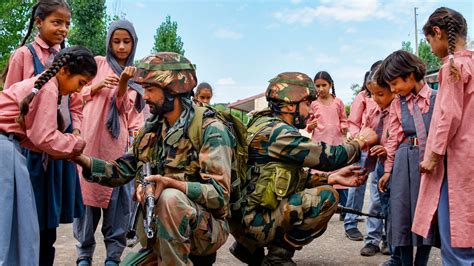 Indian Army promotes soldiers to engage in social service during leave | Today News