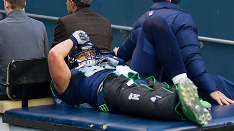 NFL Week 12 injuries: Justin Houston, Jimmy Graham - Sports Illustrated