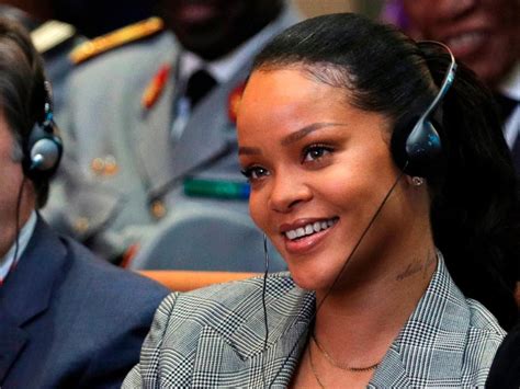 Malijet A Dakar, un Macron mouvementé face à une Rihanna pourtant politiquement correcte Bamako Mali