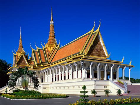 World Beautifull Places: Phnom Penh Palace