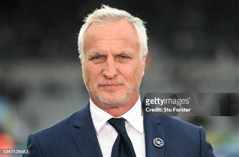 David Ginola Photos and Premium High Res Pictures - Getty Images