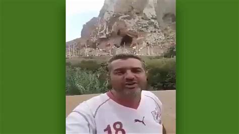 جزائري يلبس مريول المنتخب التونسي و يحيي كل شعوب المغرب العربي - YouTube