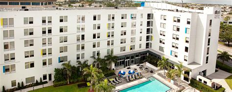 Doral Miami Hotel Reviews | Aloft Miami Doral