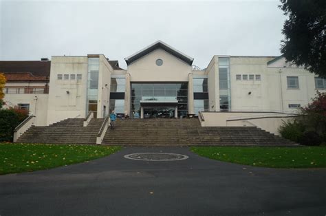 Malvern Theatres © Fabian Musto cc-by-sa/2.0 :: Geograph Britain and Ireland