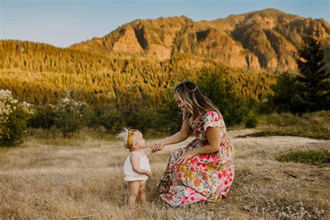 Adorable Photoshoot Outfit Ideas for Babies And Toddlers