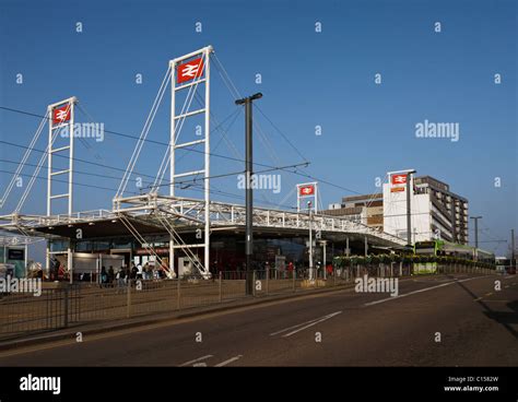 East Croydon Railway Station High Resolution Stock Photography and ...