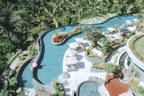 Bali's Longest Infinity Pool at Padma Resort Ubud | Infinity pool, Pool, Dream house exterior