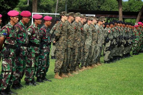 Korps Marinir TNI AL Latihan Bersama USMC | Strategi Militer Indonesia - Informasi Pertahanan ...