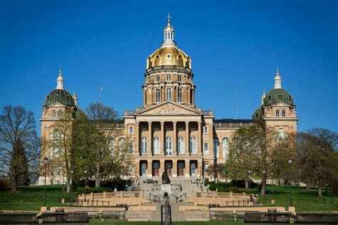 17 Best Things to Do in Des Moines, IA (for 2024)