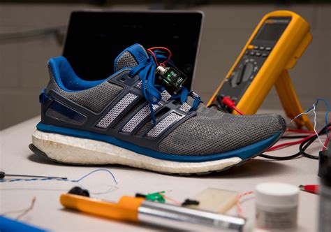 Smart Shoe powered by XOnano Smartfoam will make instrumented treadmills and force plates ...