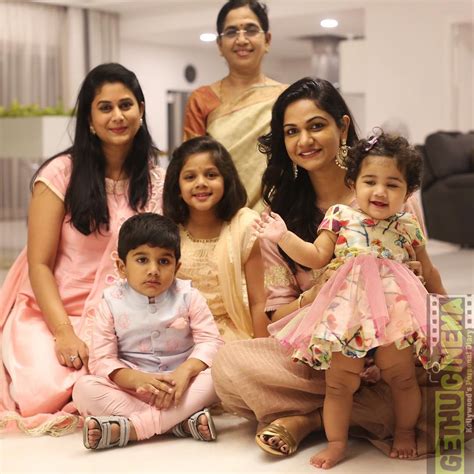 Telugu Actor Allu Arjun Family Pictures - Gethu Cinema