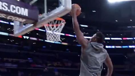 VIDEO: Zion Williamson Dunking Again is the Best News of the Season for Pelicans Fans