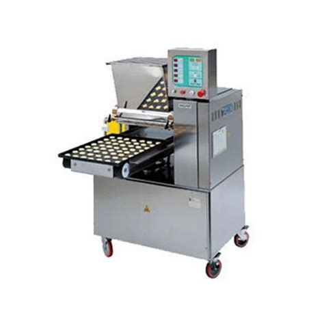 Biscuit Maker Machine, Capacity: 200-250kg/h at Rs 295000/piece in Tiruchirappalli | ID: 16994593155