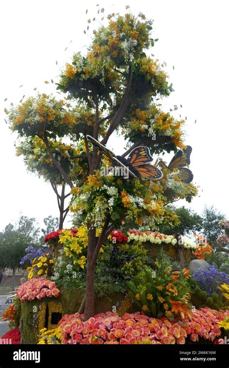 Pasadena, California, USA 3rd January 2023 Rose Parade Floats on display at Floatfest for Rose ...