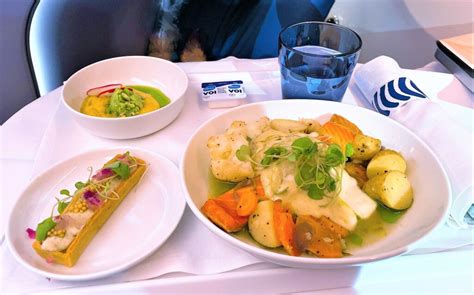 Finnair new business class AirLounge review part 2 - new inflight ...