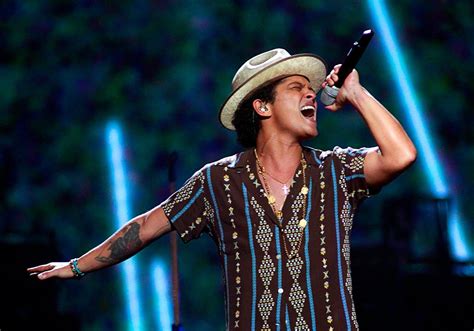 10 Best Bruno Mars Songs of All Time - Singersroom.com