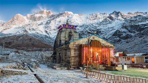 Embracing The Divine: Exploring Kedarnath Temple Wallpapers For Your PC ...