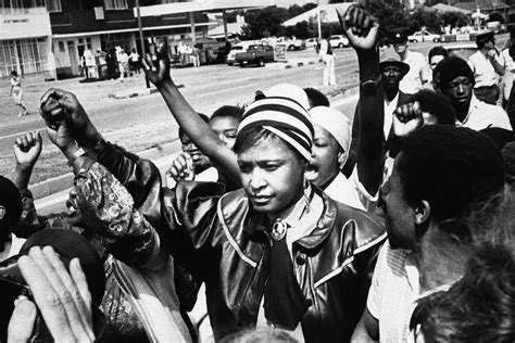 Winnie Mandela, Firebrand of Anti-Apartheid Movement, Dies at 81