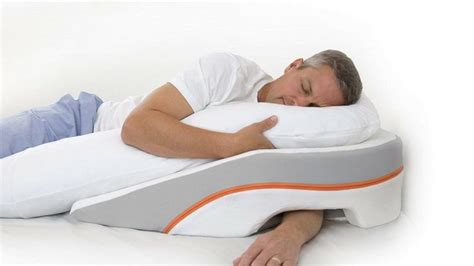 13 Best Pillows for Side-Sleepers to Relieve Neck and Shoulder Pain