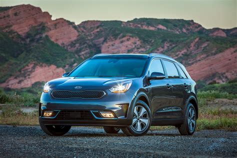 2018 Kia Niro Plug-In Hybrid EPA-rated 26 Miles EV Range - autoevolution