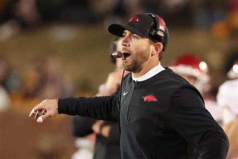 TCU hires Arkansas' Kendal Briles as offensive coordinator - Yahoo Sports