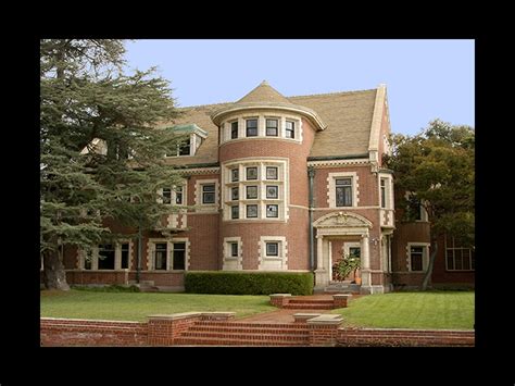 BackinMemphis: American Horror Story House Up For Sale