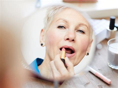 12 Best Lipsticks and Lip Tips for Older Women | IPSY