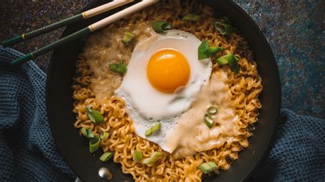 Are ramen noodles egg noodles? Delicious with eggs, but no