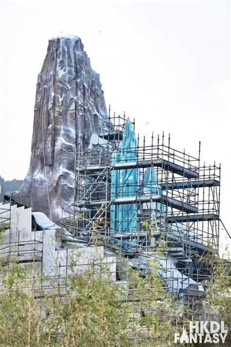 Elsa's Ice Palace Materializing On The North Mountain in Hong Kong Disneyland - WDW News Today