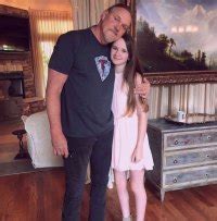 Trace Adkins' Kids: Meet the Country Singer's 5 Daughters | Closer Weekly