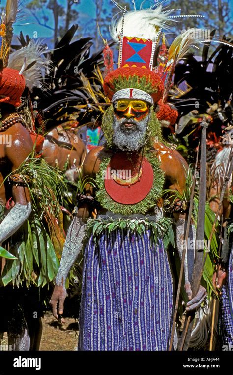 Papua New Guinea, Western Highlands Province, Mt. Hagen Cultural Show ...