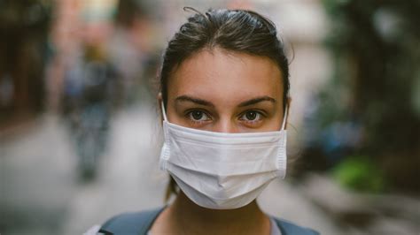 Should You Wear a Surgical Mask? Read the Latest Guidelines | Allure