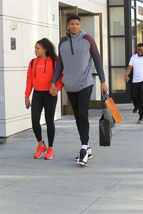 Giannis Antetokounmpo Girlfriend - See more of giannis antetokounmpo on ...