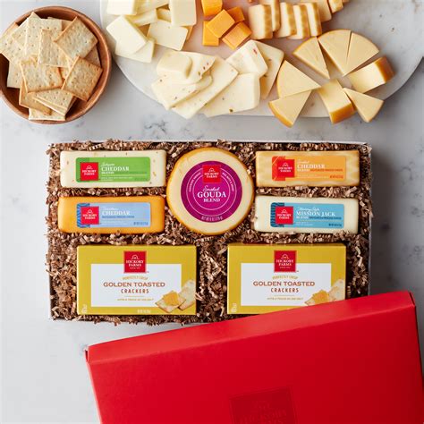 Cheese Favorites Gift Box | Hickory Farms