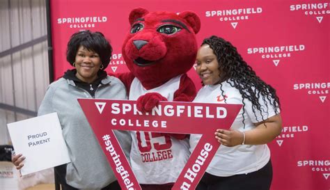 Incoming First-Year Students | Springfield College